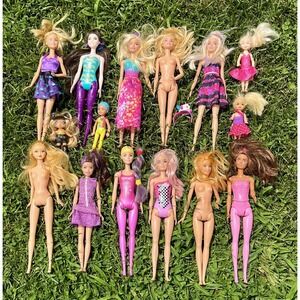 Barbie Doll Lot 13 Mattel‎ Dolls Fashion Outfits Accessories Chelsea Clothes Mix